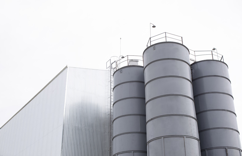 Sistem-Monitoring-BBM-Real-Time-untuk-Mengontrol-Penggunaan-Bahan-Bakar-Geometa