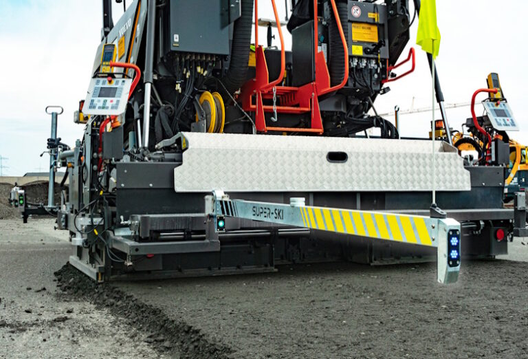 Fungsi-Sensor-Pemadatan-Tanah-pada-Roller-Mengukur-Tingkat-Kepadatan-Secara-Real-Time