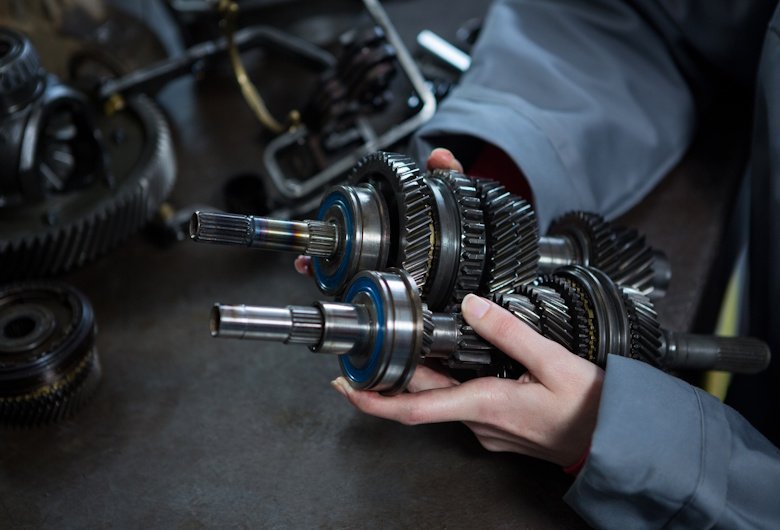 Geometa-Menyediakan-Spare-Part-MOBA-Indonesia-untuk-Perawatan-Sistem-Alat-Berat-Geometa